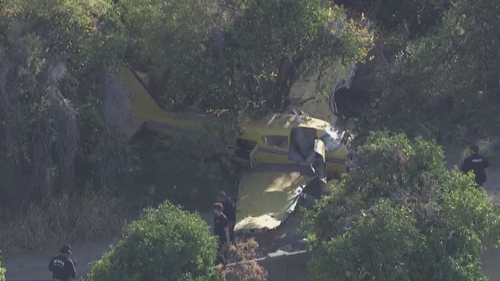 Plane crashes shortly after takeoff in Mesa