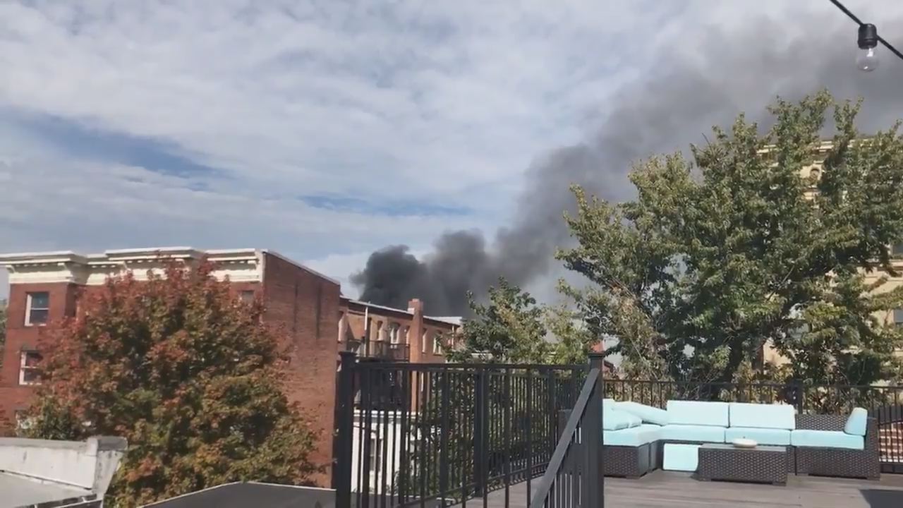 Smoke pours from apartment fire in Logan Circle