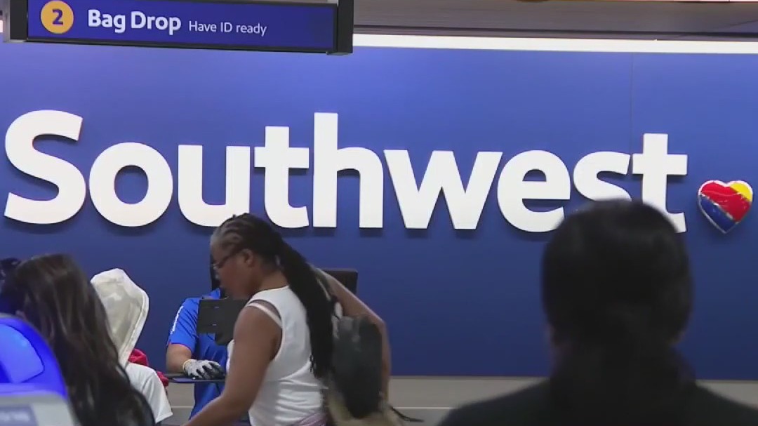 Southwest, Frontier Airlines sued over delayed flights