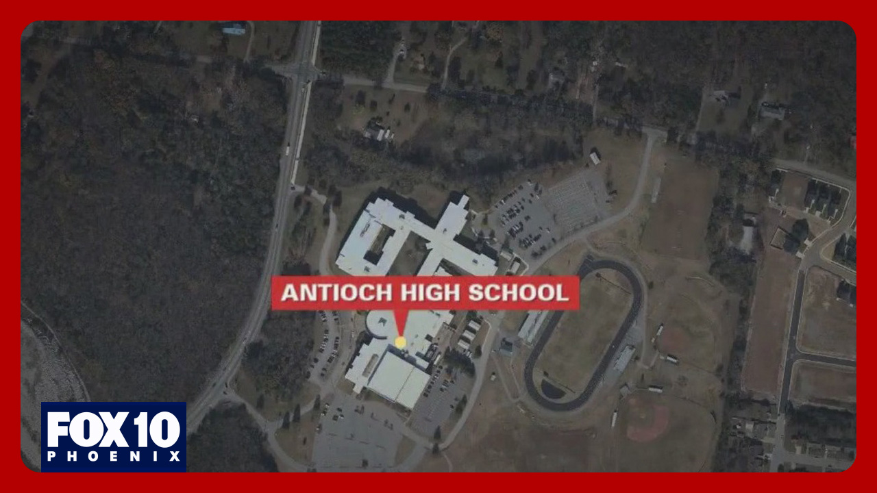 2 students shot at Tennessee high school