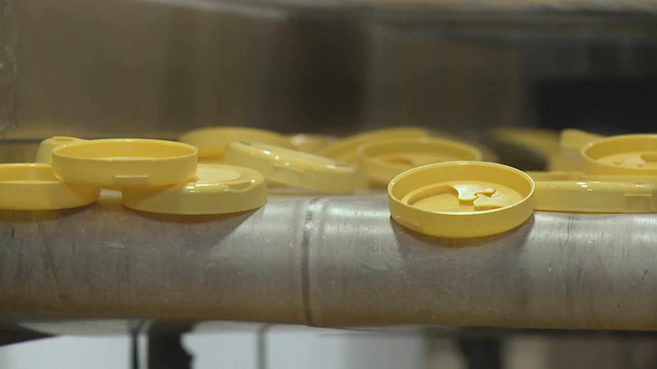 West Bend company that makes lids for wipe canisters expands amid COVID