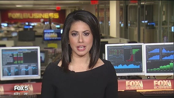 FOX Business Beat: Tax reform push; Facebook suicide prevention; Cyber Monday sales