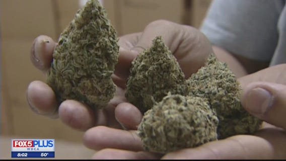 Long lines as Maryland begins selling medical marijuana