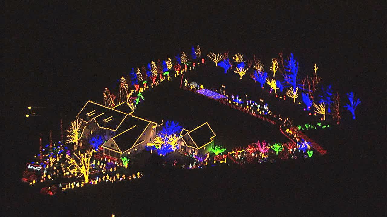 Beautiful Christmas light display illuminates home in Olney