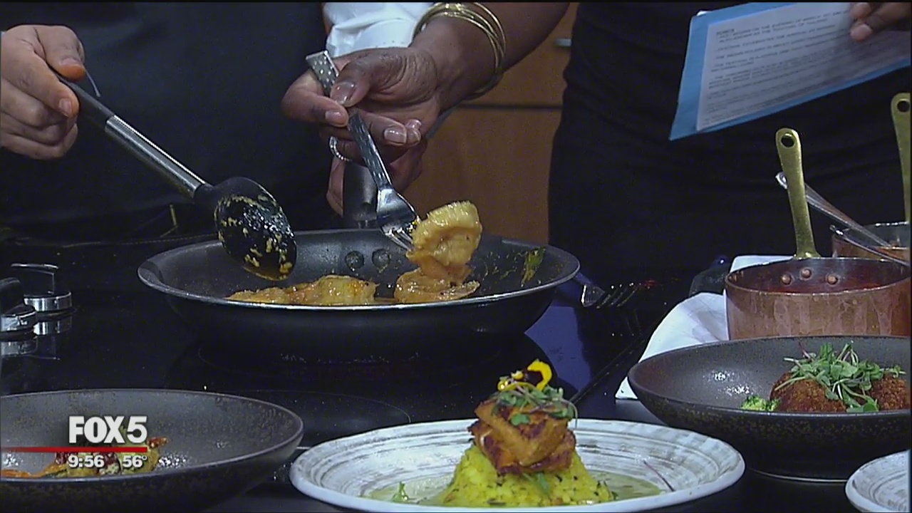 Celebrating Holi with Aroqa