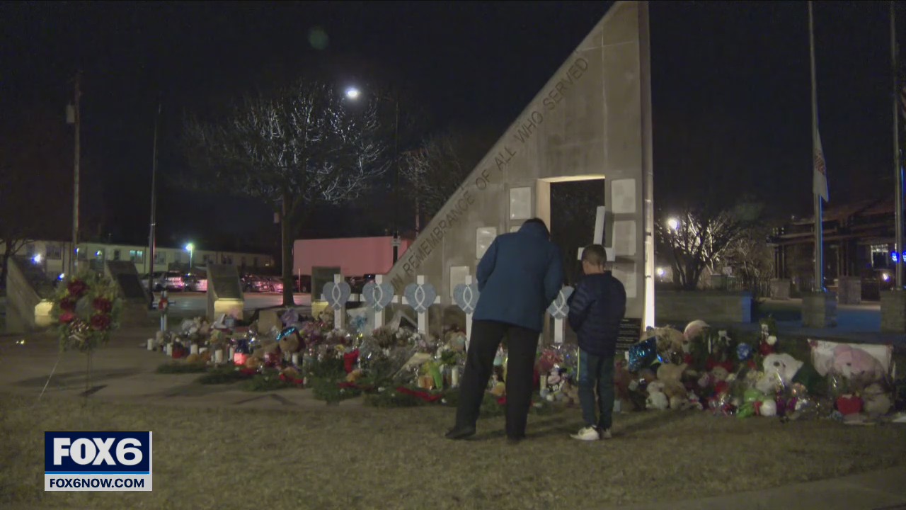 Waukesha Christmas parade Children's WI helpline served 90 families