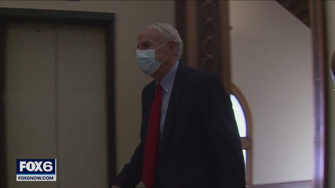 Milwaukee Mayor Barrett to Luxembourg, Senate committee approves