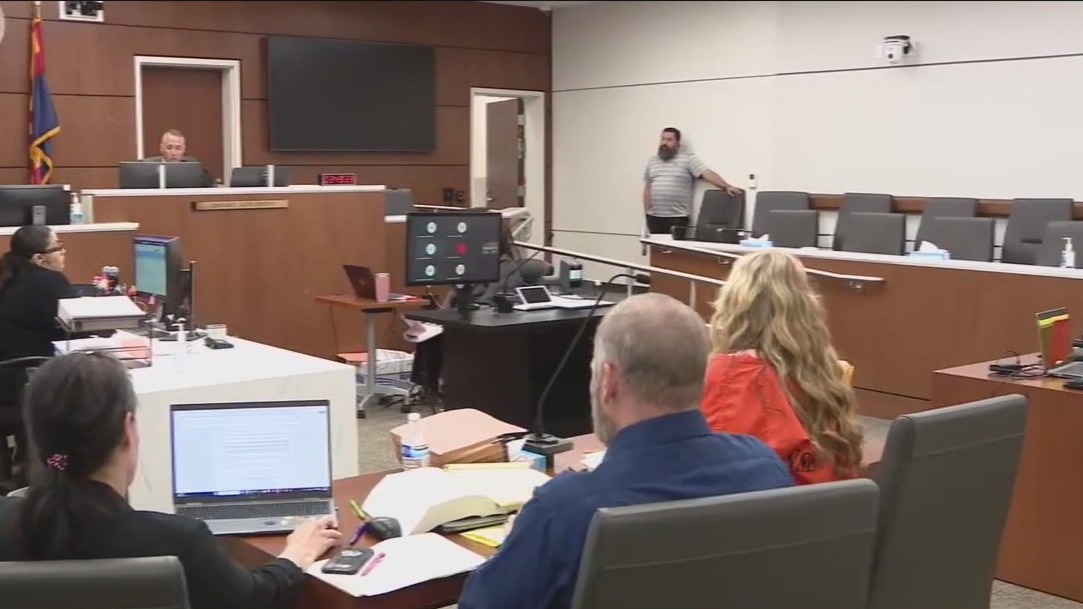 Lori Vallow Daybell: 'Doomsday Mom' back in court | FOX 10 Phoenix