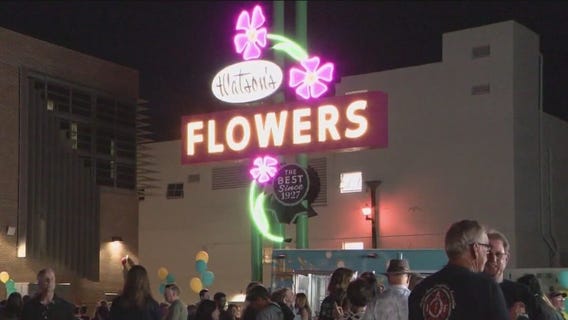 Neon Garden opens in Mesa