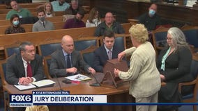 Kyle Rittenhouse trial: Jury narrowed to 12