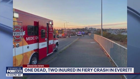 Fatal crash leads to brush fire along I-5 in Everett, WA