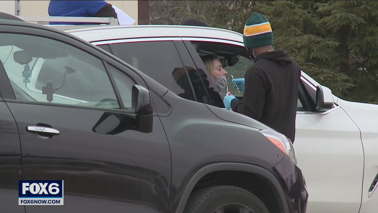 Milwaukee-area COVID test scramble 'frustrating' as omicron spreads