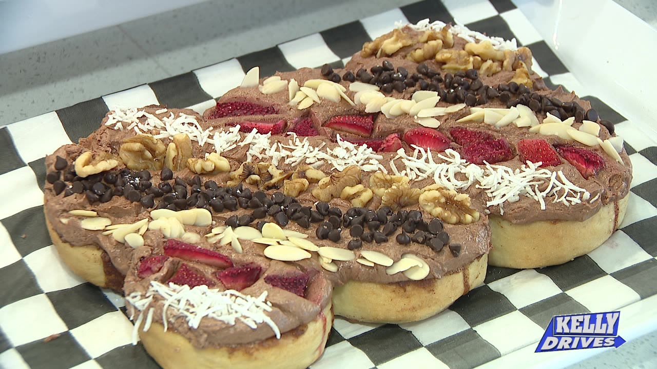 Vegan Gourmet Cinnamon Rolls at Cinnaholic