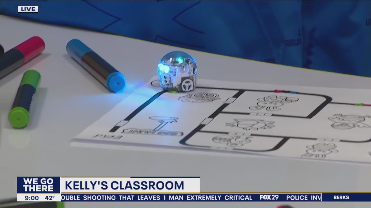 Kelly's Classroom: 2nd graders at Jeffrey Clark School learn to code robots