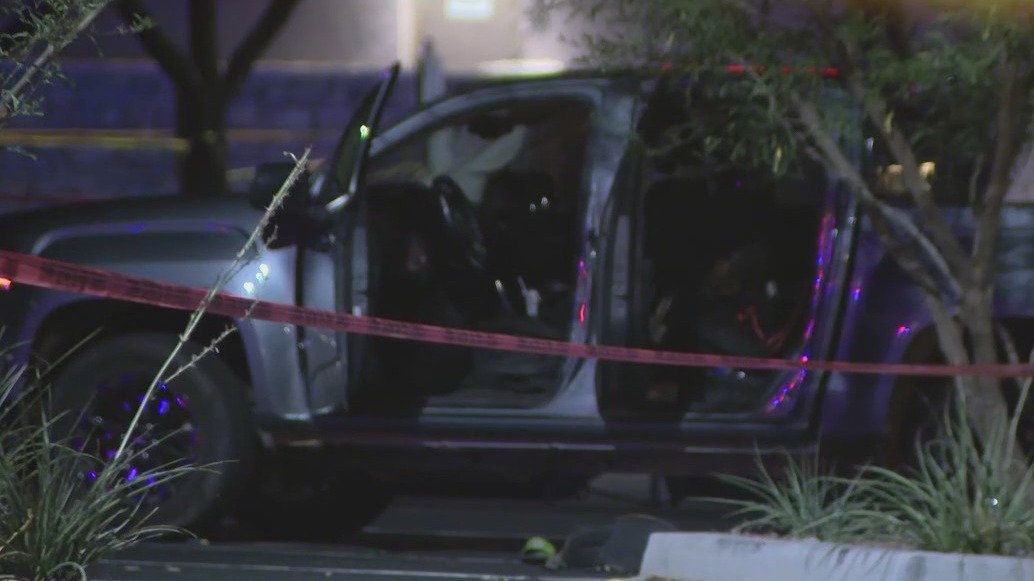 Deadly shooting at Desert Ridge Marketplace