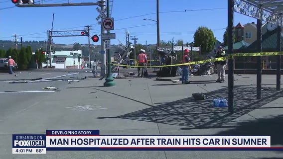 Man injured after car vs train crash in Sumner, WA