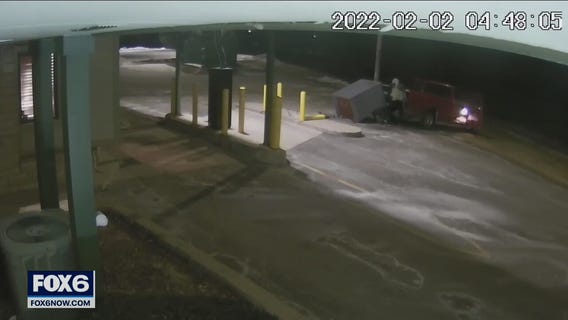 Grafton bank ATM thieves sought