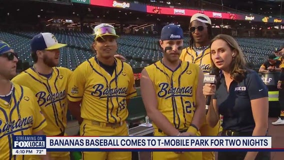 Savannah Bananas take over Seattle's T-Mobile Park