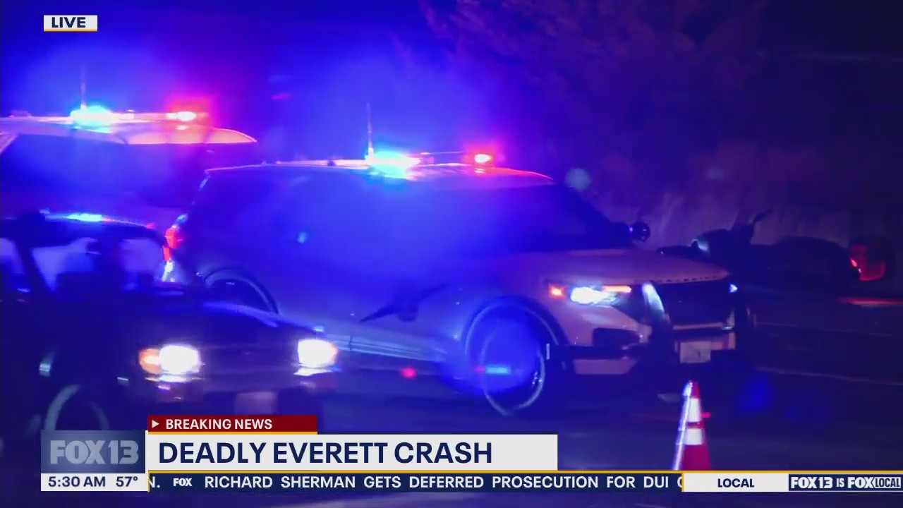 Deadly crash on I-5 in Everett, WA