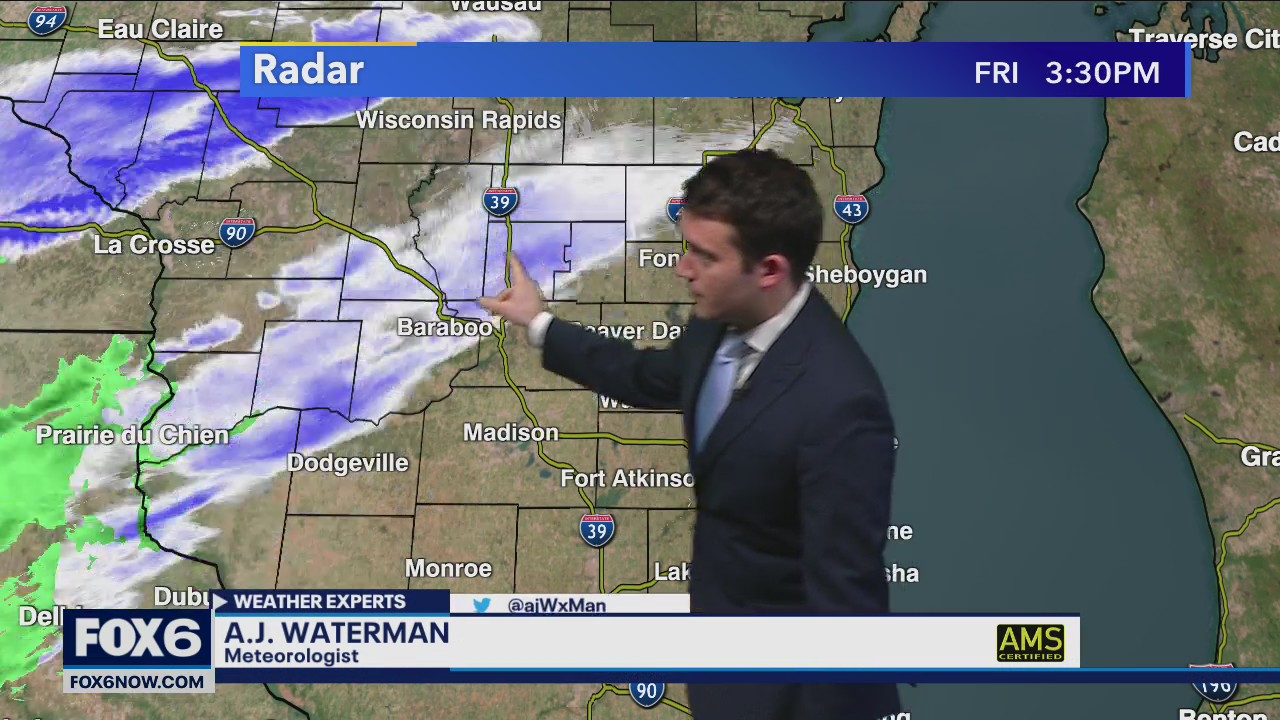 Thundersnow squalls moving through SE Wisconsin