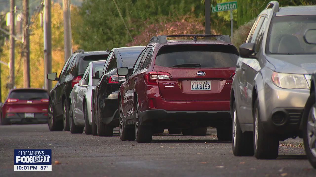 Seattle stabbing victim threw keys in bushes to stop carjacking