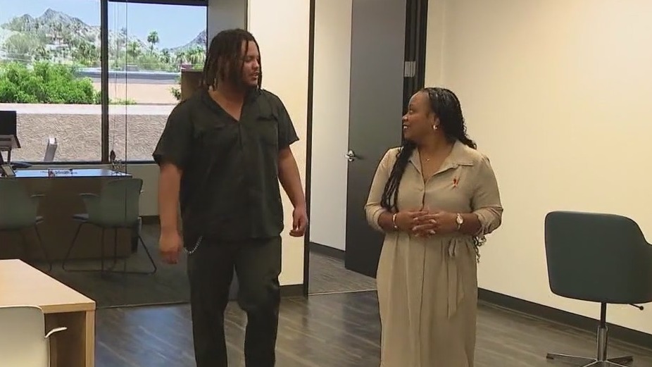 Arizona budget ensures aid for foster children who are aging out