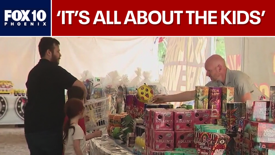 Fireworks stand in Gilbert emphasizes July 4th safety