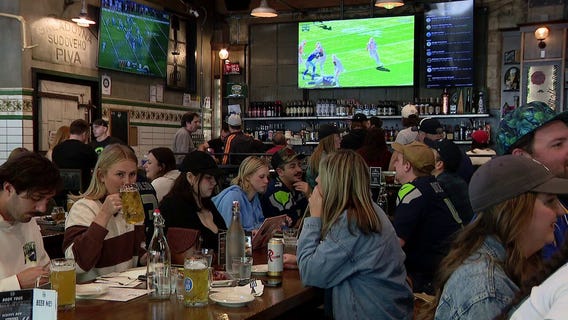 Seattle watch parties buzzing as Mariners and Seahawks share historic sports weekend