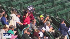 Mariners fans look ahead to Game 5 in Seattle