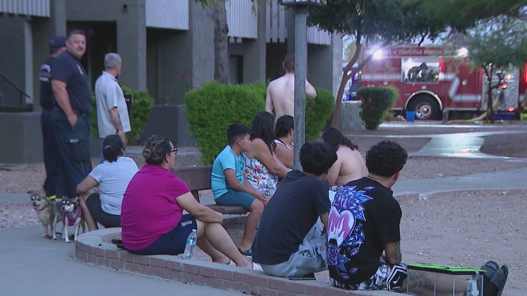 Residents left displaced after Tempe apartment fire | FOX 10 Phoenix