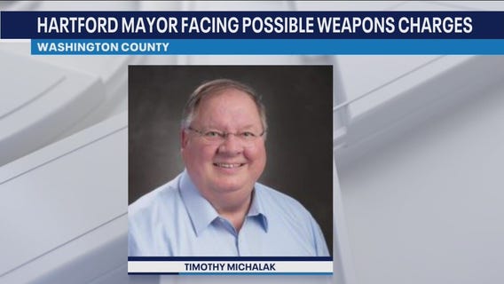 Hartford supervisor illegally had gun at county board meeting, sheriff says