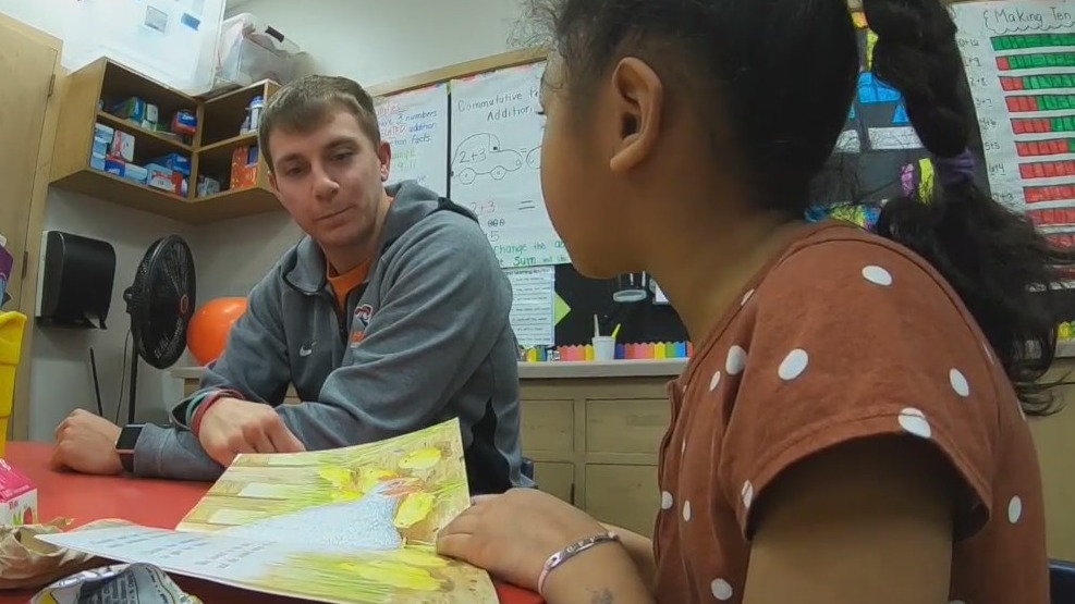 Carroll University athletes inspiring kids through reading