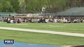 Whitefish Bay High School walkout, nationwide gun violence protest