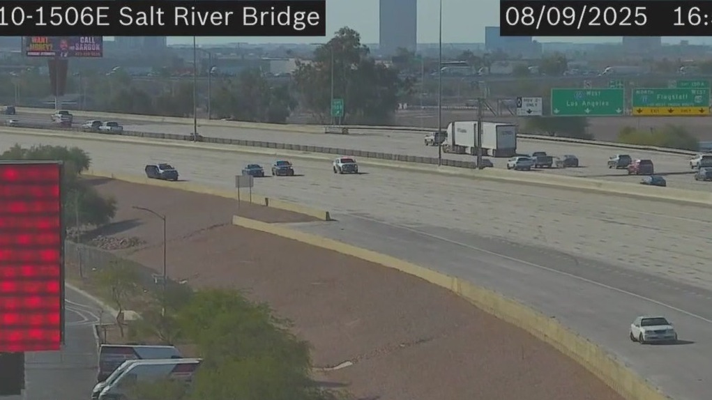 I-10 EB closed due to crash near 24th Street