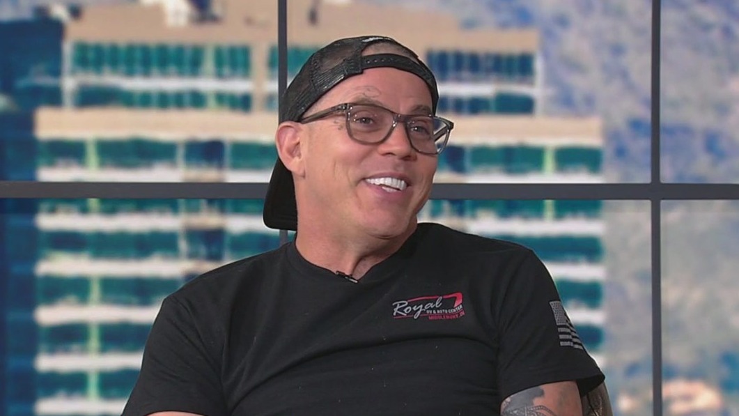 Steve-O performing at Tempe Improv