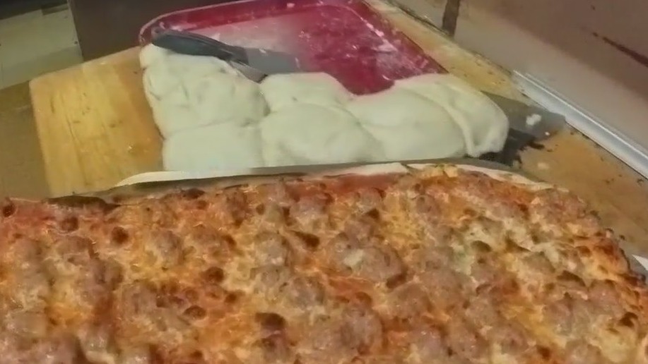 Milwaukee's Maria's Pizza closes after 65 years