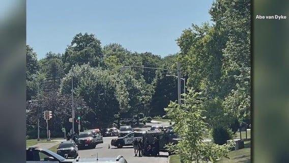 Waukesha standoff, sex offender arrested