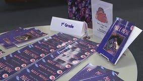 Phoenix students get free book in surprise event