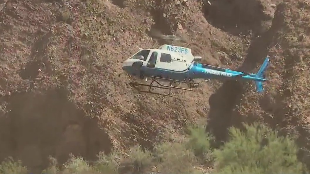 Hiker airlifted from Camelback Mountain
