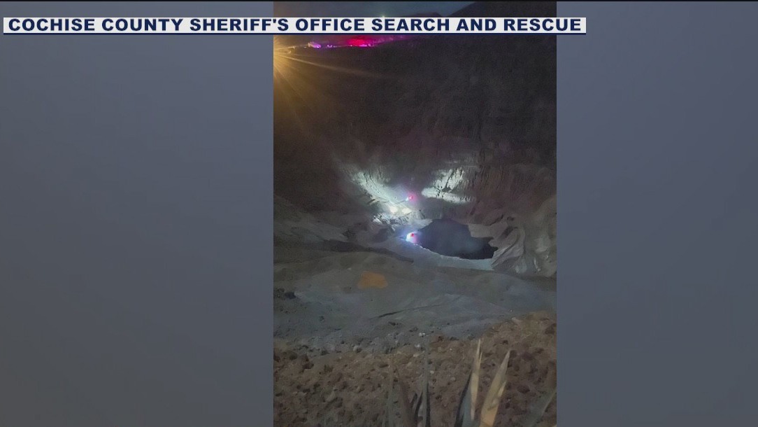 Man hospitalized after being rescued from Arizona mine