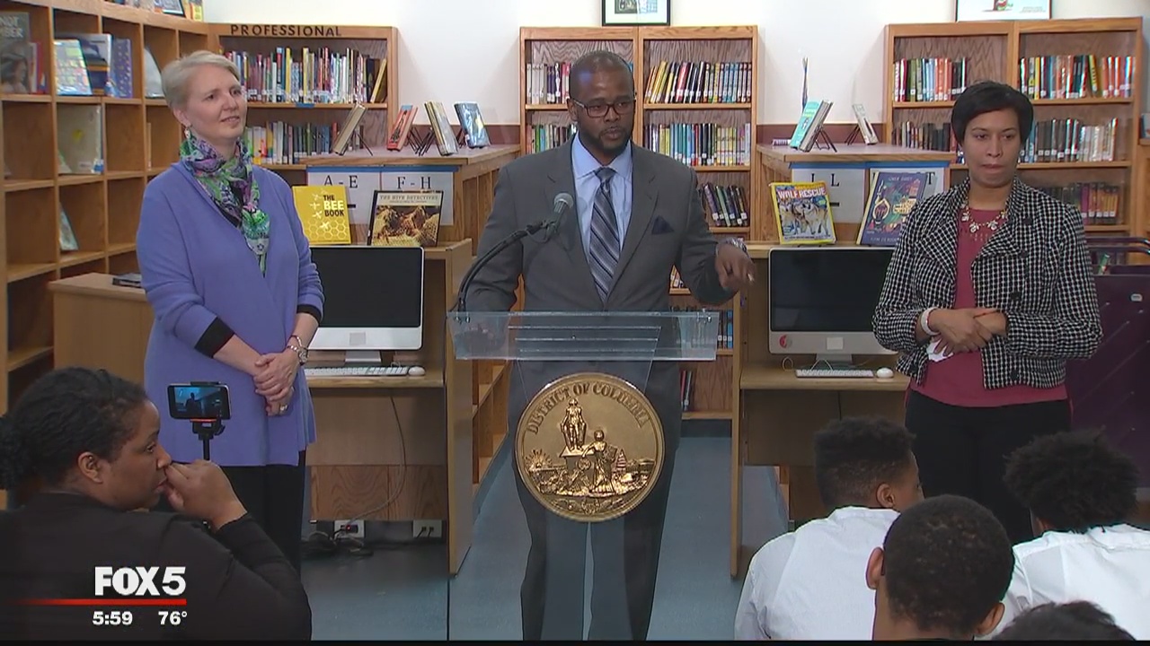 DC Public Schools Chancellor Antwan Wilson resigns following schools lottery scandal