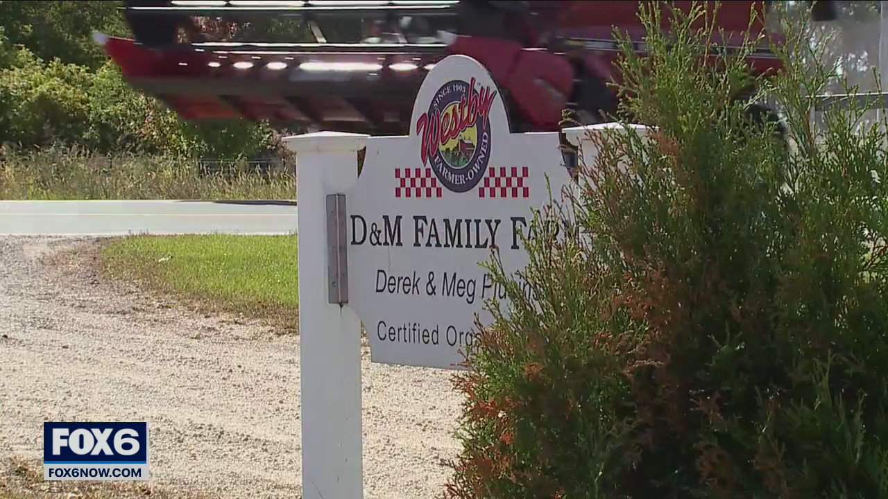 Jefferson barn destroyed by fire; family plans to rebuild