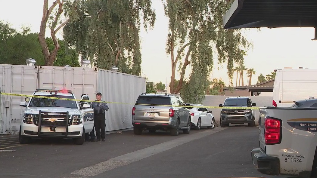 Deadly police shooting at Phoenix apartments