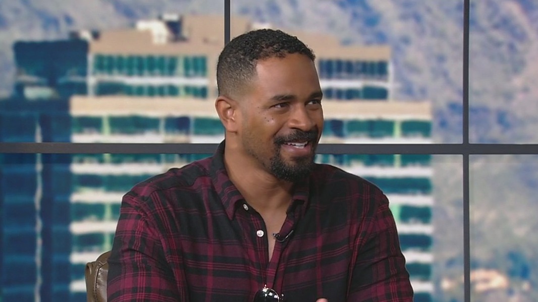 Damon Wayans Jr. performing at Stand Up Live