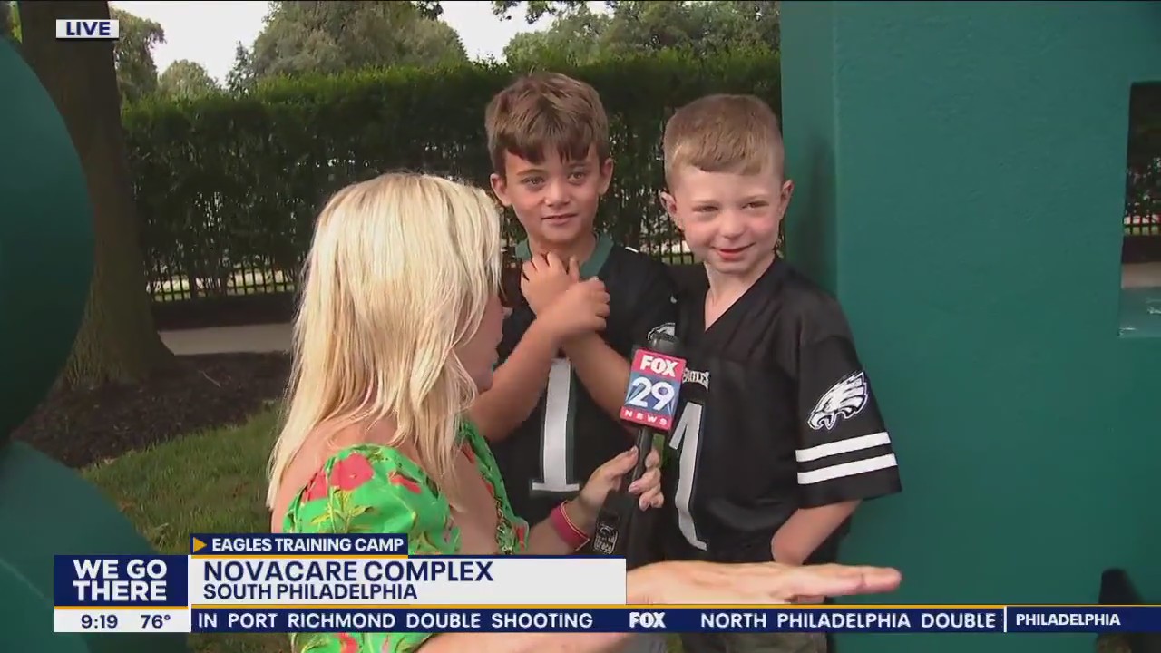 Jenn catches up with former Eagles guard Todd Heremans at Training Camp