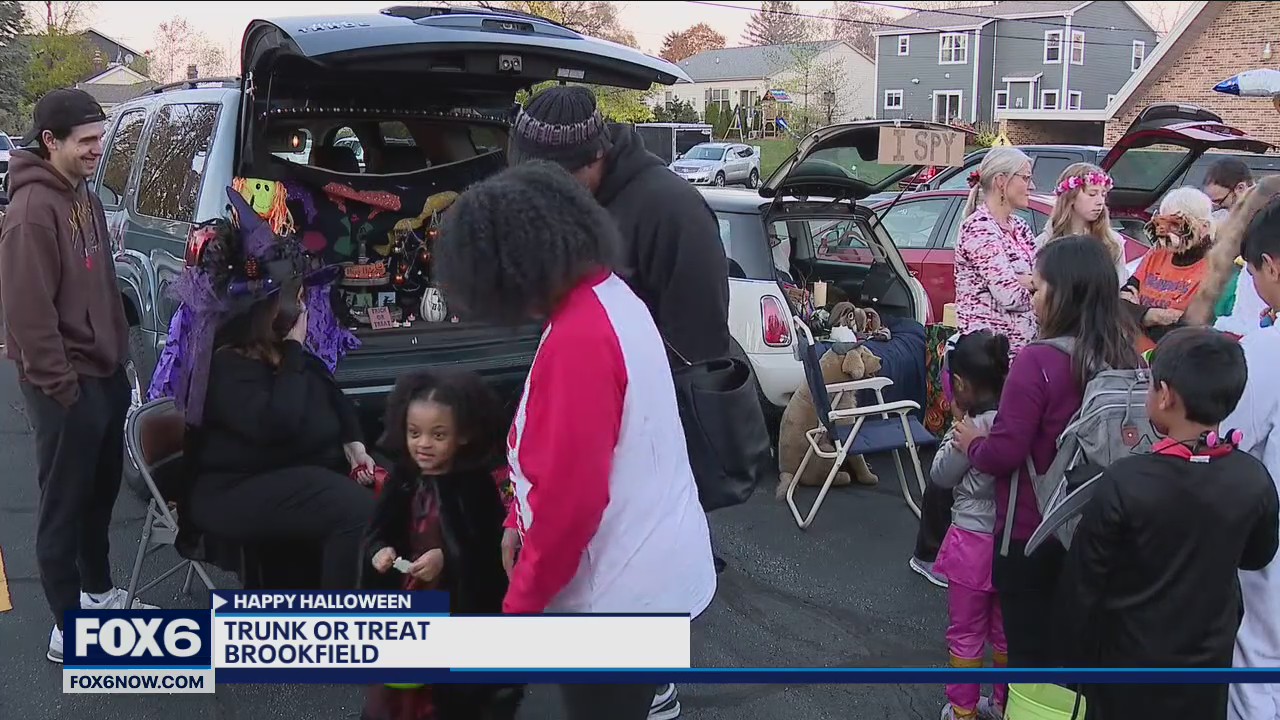 Brookfield church's 'trunk-or-treat' a Halloween success