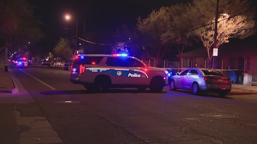 Shooting near downtown Phoenix leaves man hurt