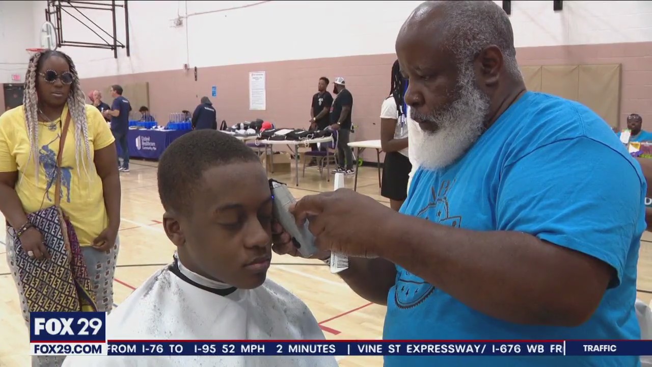 Celebrity barbers give free haircuts ahead of back-to-school