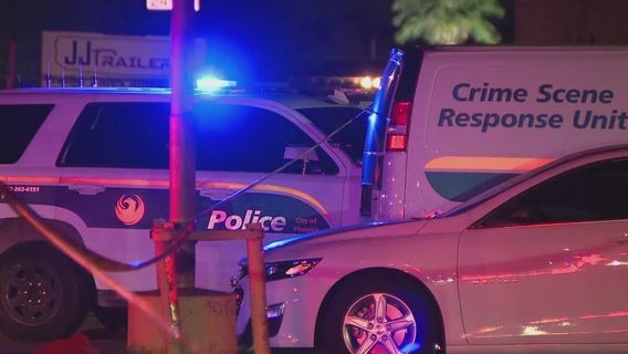 Man dead, suspect at large after Phoenix shooting