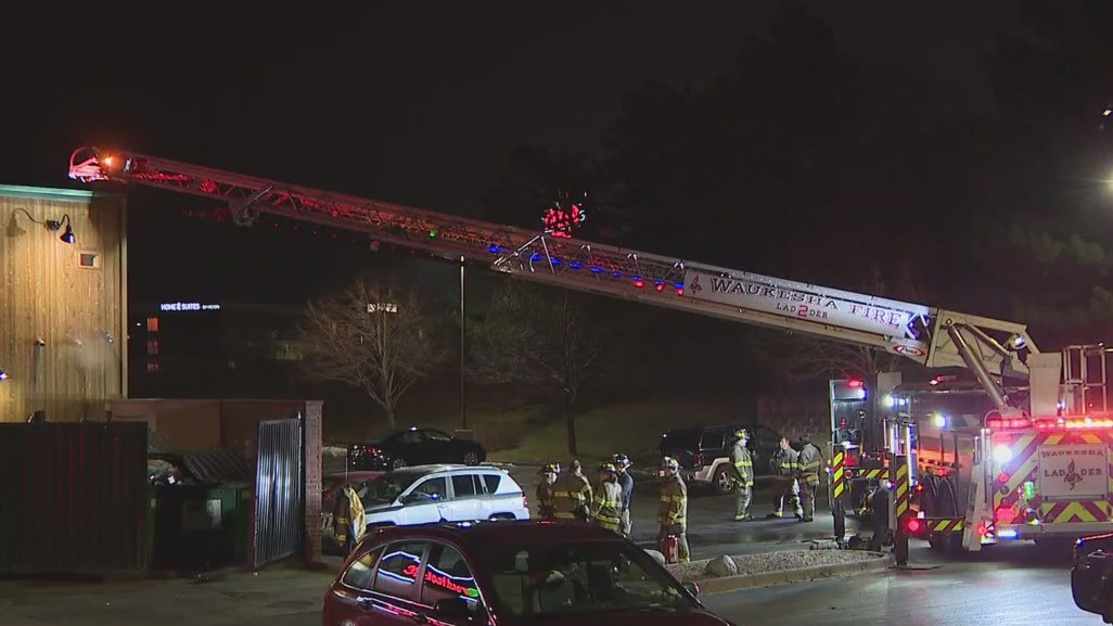 Fire at Waukesha Texas Roadhouse, restaurant evacuated